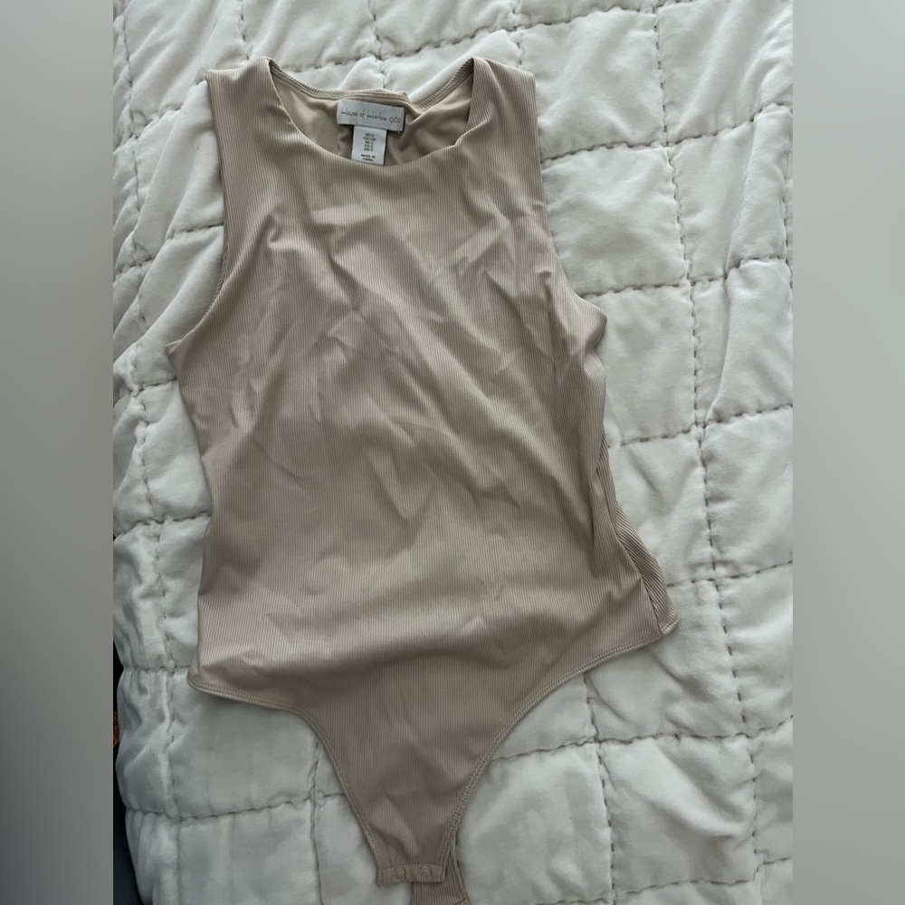 House of Harlow Nude bodysuit Size Small